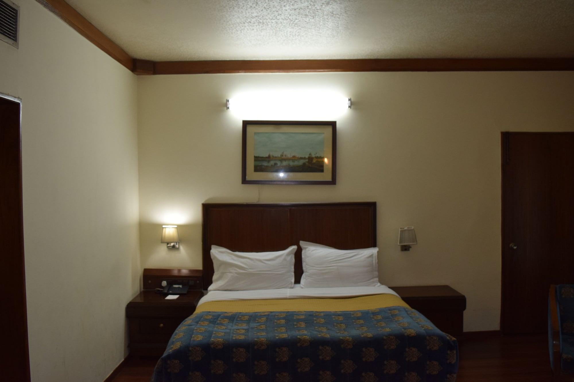 Hotel Samrat, Nuova Delhi Esterno foto