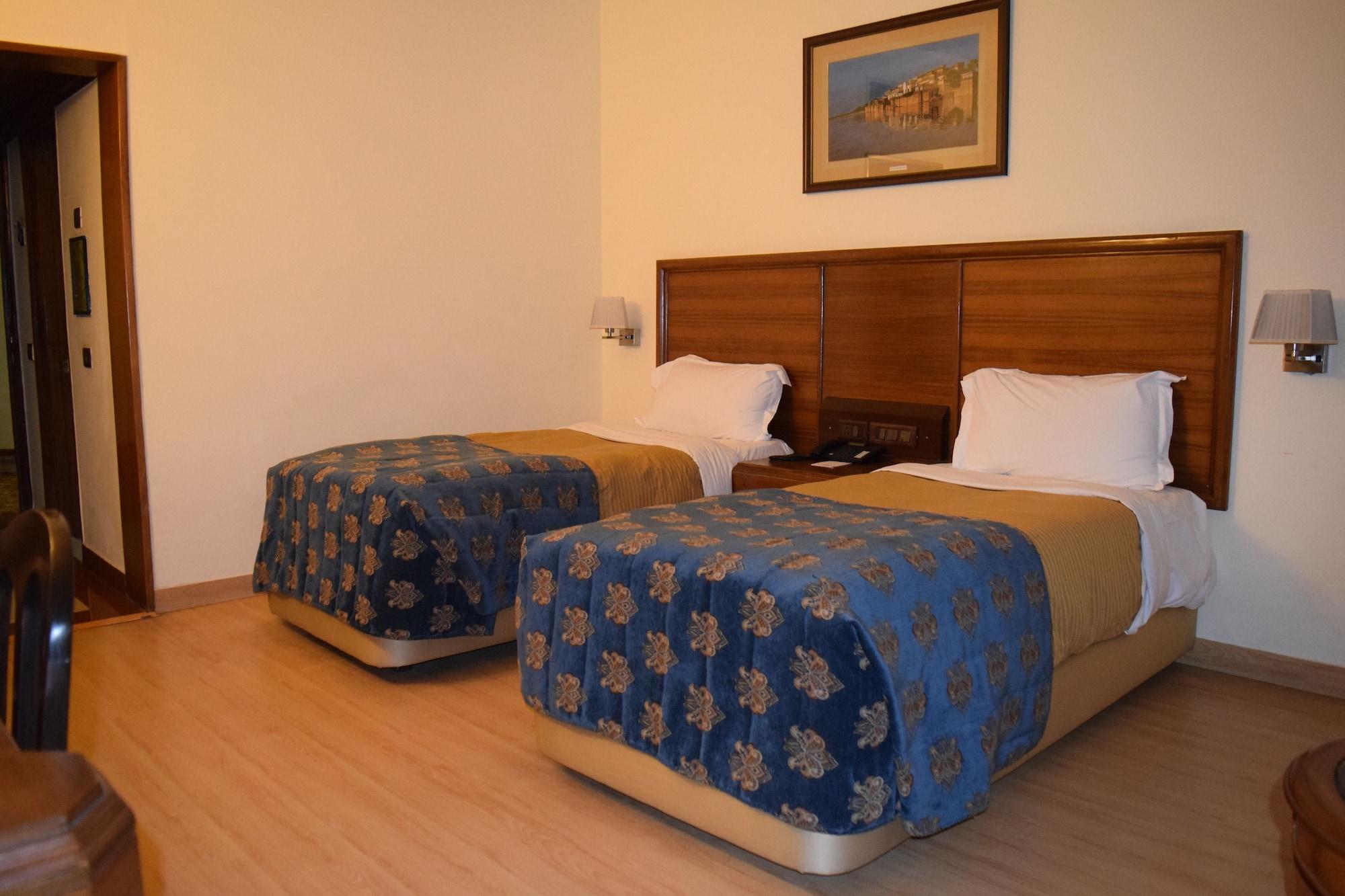 Hotel Samrat, Nuova Delhi Esterno foto